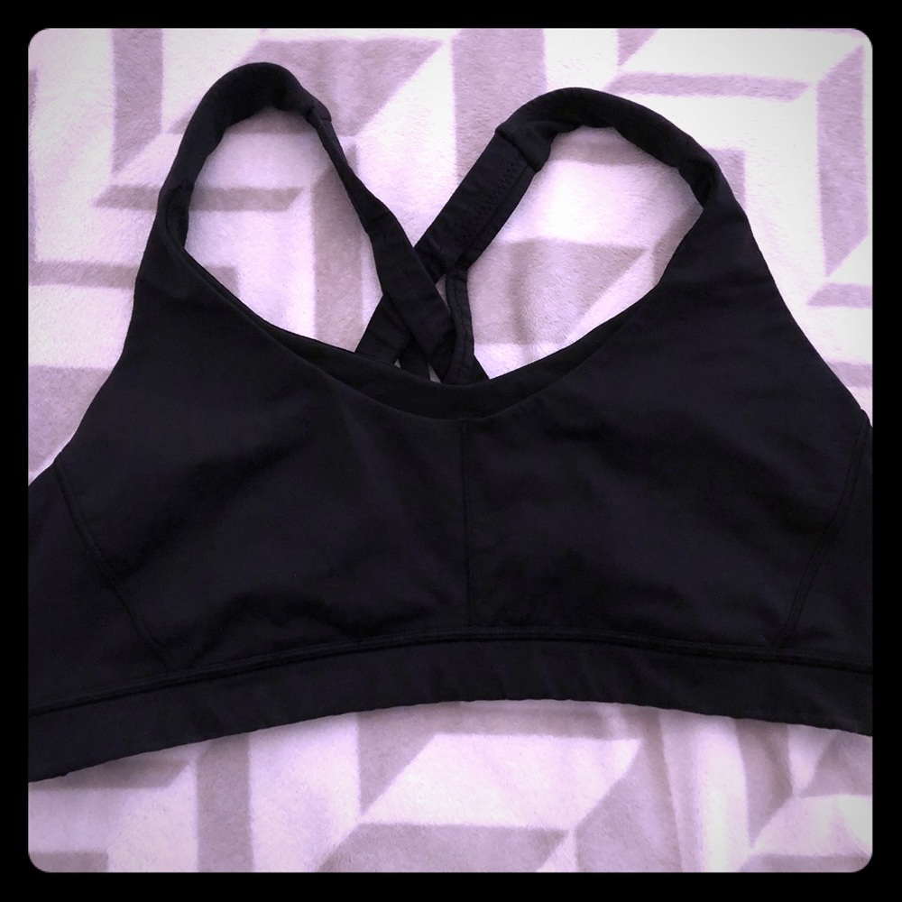 Lululemon sports bra
